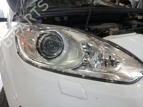 Used Right headlight Right headlight 37519618 37519618