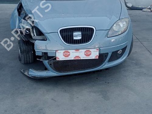 front-wiper-motor-seat-altea-xl-5p5-5p8-2006-2007-2008-2009-2010-2011-2012-2013-2014-2015-15947842 main image