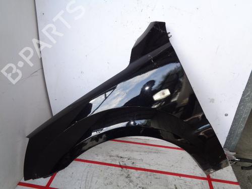 Used Left front fenders KIA SORENTO I (JC) 2.5 CRDi (163 hp) 15934685