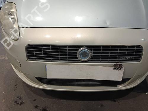 Used Front bumper Front bumper FIAT GRANDE PUNTO (199_) 1.4 (199AXB11, 199AXB1A, 199BXB1A, 199AXL1A) (77 hp) 40091832 40091832