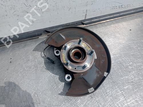 Used Left front steering knuckle OPEL ASTRA J (P10) [2009-2016]  27459955