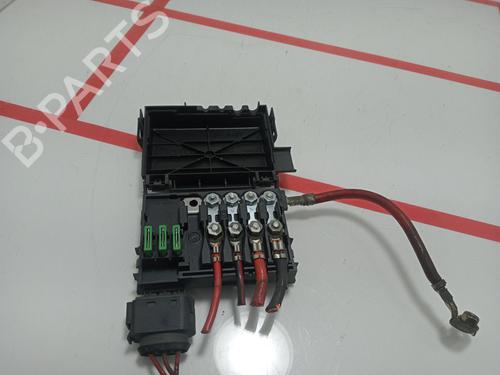 Used Fuse box SEAT LEON (1M1) [1999-2006]  24124347