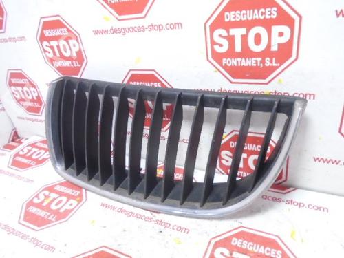 Grille BMW 3 (E90) 318 d | BP8948449C40 