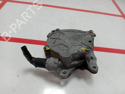 Used Vacuum pump VW PASSAT B6 (3C2) [2005-2011]  28577096