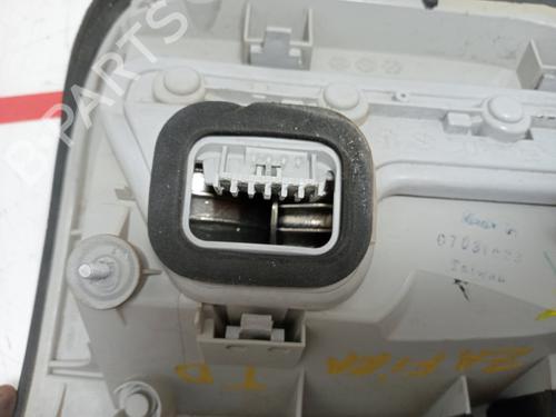 Right taillight OPEL ZAFIRA A MPV (T98) 1.6 16V (F75) | BP16525889C35 