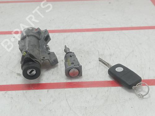 ignition-barrel-seat-ibiza-iv-sc-6j1-6p5-2008-2009-2010-2011-2012-2013-2014-2015-2016-2017-2018-29480920 main image
