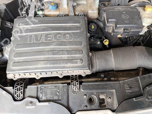 Used Air filter box Air filter box IVECO DAILY V Platform/Chassis 35C15, 35S15, 40C15, 45C15, 50C15, 60C15, 65C15, 70C15 (146 hp) 40091810 40091810