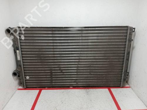 Used Water radiator Water radiator SEAT ALTEA (5P1) [2004-2015] 31973135 31973135