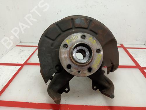 Used Right front steering knuckle VW POLO (9N_, 9A_) 1.9 TDI (101 hp) 19119480