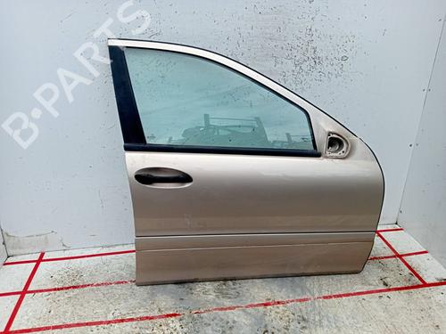 Used Right front door MERCEDES-BENZ C-CLASS (W203) [2000-2007]  22617845