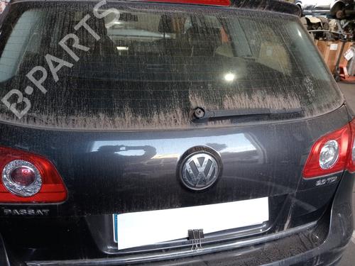 Feu de coffre gauche VW PASSAT B6 Variant (3C5)  | BP31022690C79 