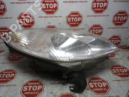 Right headlight CITROËN XSARA PICASSO (N68) 2.0 HDi | BP7322743C29 