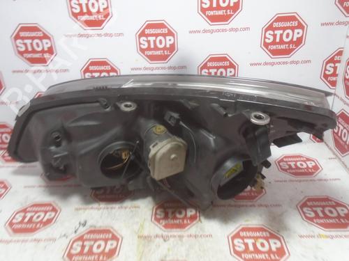 Right headlight RENAULT GRAND SCÉNIC II (JM0/1_) 1.9 dCi | BP29831125C29