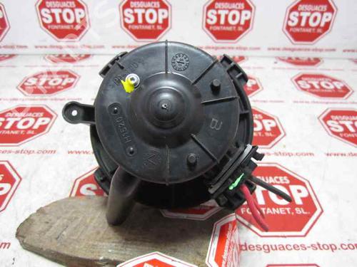 Heater blower motor PEUGEOT 307 Break (3E) 1.6 HDi 110 | BP7383098M62 
