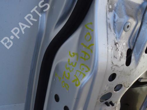 Left front door CHRYSLER VOYAGER IV (RG, RS) 2.8 CRD | BP15926813C2 