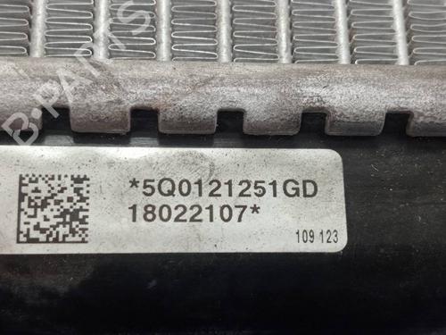 Water radiator SEAT LEON SC (5F5) 2.0 TDI | BP38935715M31 - Image 3