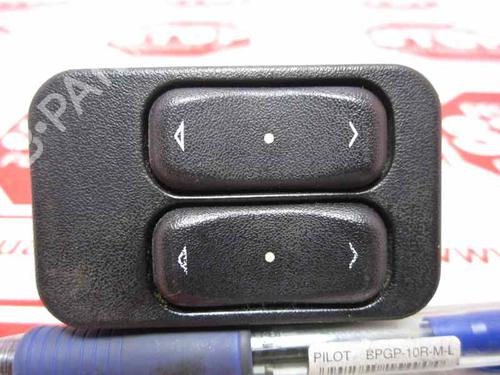 Used Left front window switch OPEL ASTRA G Hatchback (T98) [1998-2009]  7332451