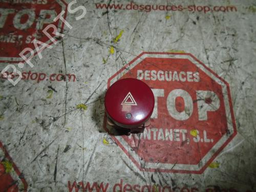 Used Warning switch CITROËN XSARA (N1) 2.0 HDi 90 (90 hp) 8390684