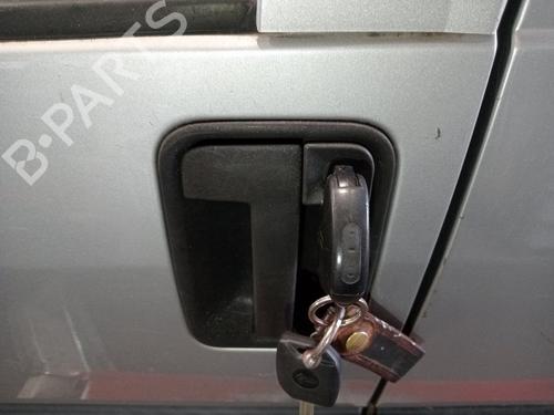 Used Front left exterior door handle Front left exterior door handle 36916057 36916057