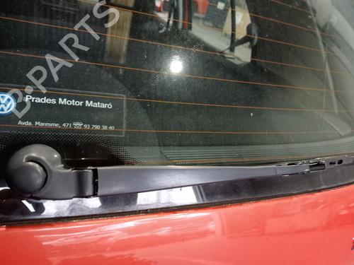 Brazo limpia trasero VW GOLF IV (1J1) [1997-2008]  31571815