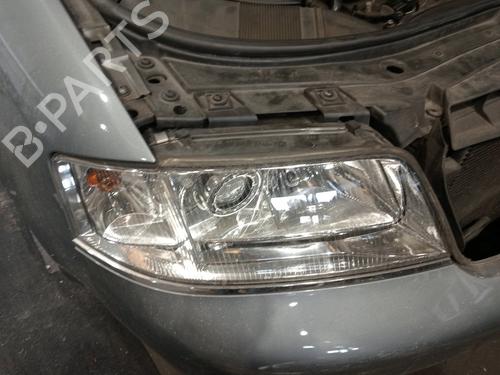 Used Right headlight Right headlight AUDI A6 C5 (4B2, 4B4) 1.8 T (150 hp) 33460112 33460112