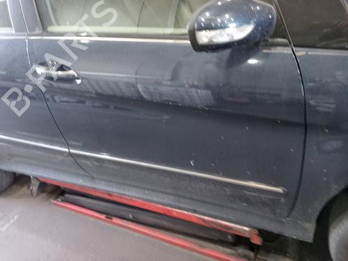 Used Right front door Right front door 34216267 34216267