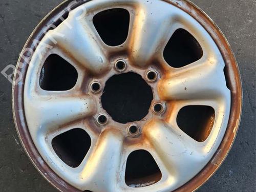 Used Rim TOYOTA LAND CRUISER 90 (_J9_) 3.0 TD (KZJ90_, KZJ95_, KZJ90R, KZJ95R, KZJ90W, KZJ95W) (125 hp) 29906218