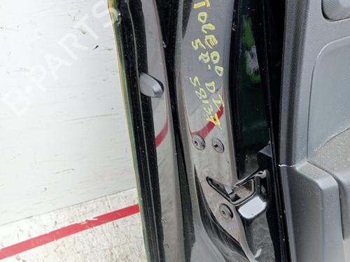 Left front door SEAT TOLEDO IV (KG3) 1.6 TDI | BP24179318C2 