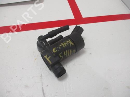 Used Washer pump FORD FOCUS C-MAX (DM2) [2003-2007]  15929329