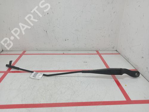 front-windshield-wiper-arm-alfa-romeo-159-939_-2005-2006-2007-2008-2009-2010-2011-2012-32234771 main image