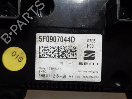 Climate control SEAT LEON ST (5F8)  | BP15928610I5