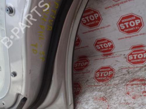 Right rear door CHEVROLET CAPTIVA (C100, C140) 2.0 D 4WD | BP8138349C5