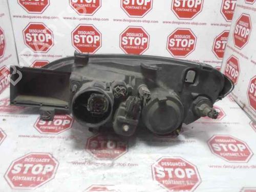 Right headlight NISSAN PRIMERA Hatchback (P11) 2.0 TD | BP7353194C29 