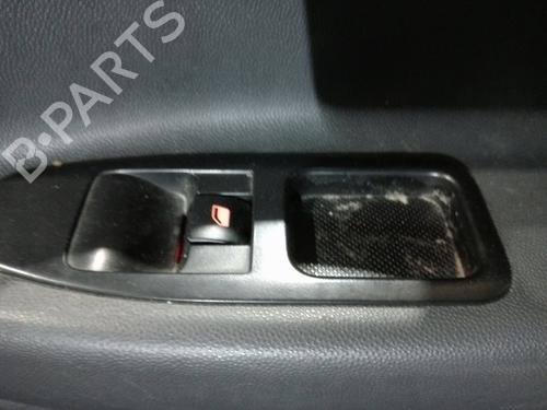 Used Right front window switch CITROËN JUMPY II Van 1.6 HDi 90 8V (90 hp) 31051247