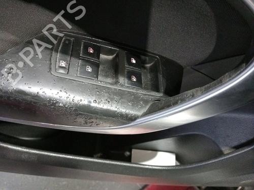 Used Left front window switch OPEL INSIGNIA A (G09) [2008-2017]  31646334