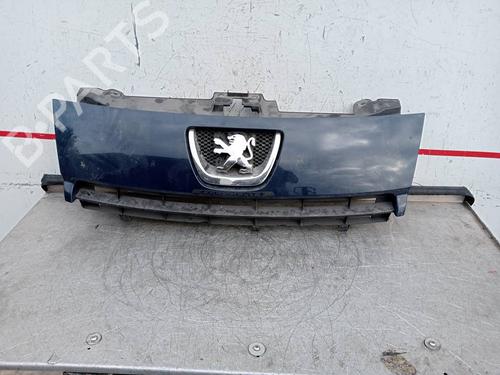 Used Grille Grille 39412151 39412151