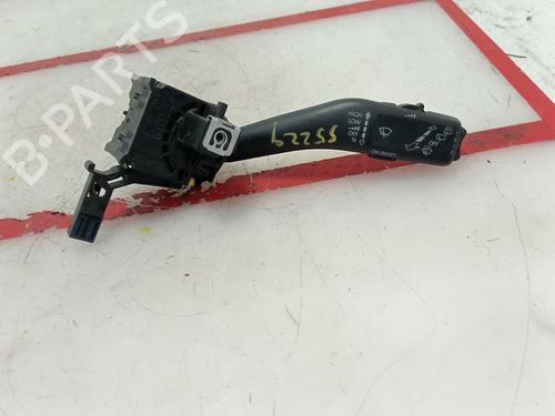Used Steering column stalk SKODA OCTAVIA II Combi (1Z5) [2004-2013]  19078284