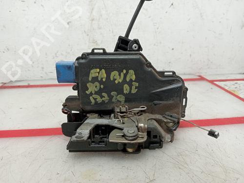 Front left lock SKODA FABIA I Combi (6Y5) 1.9 SDI | BP22220392C98 