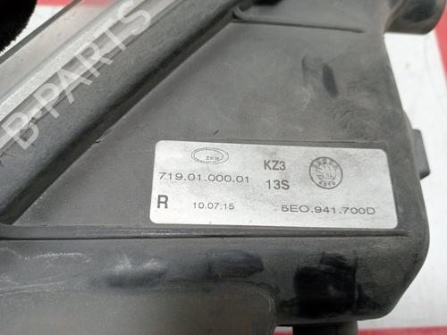 Right front fog light SKODA OCTAVIA III (5E3, NL3, NR3) 2.0 TDI | BP27696802C31