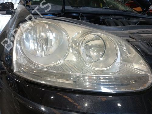 Used Right headlight VW GOLF V (1K1) [2003-2010]  32258509
