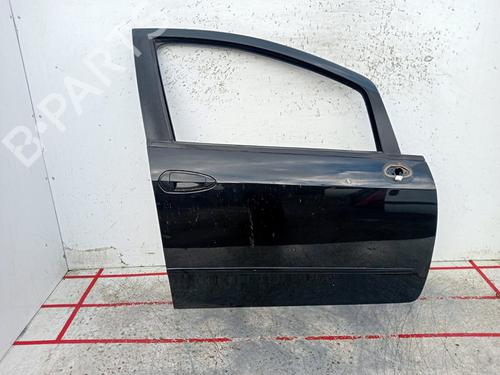 Used Right front door FIAT LINEA (323_, 110_) 1.3 D Multijet (323AXB11, 323AXB1A) (90 hp) 28151535