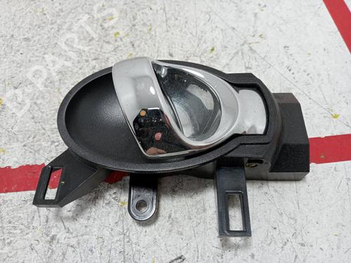 Used Front right interior door handle NISSAN JUKE (F15) 1.5 dCi (110 hp) 17825270