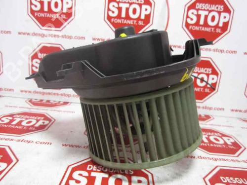 Used Heater blower motor RENAULT LAGUNA I (B56_, 556_) [1993-2002]  7382889