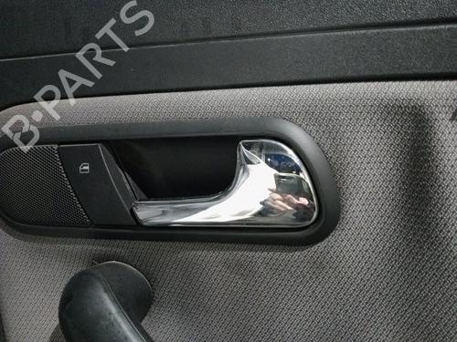 Used Front right interior door handle SEAT CORDOBA (6L2) 1.9 TDI (100 hp) 30615972