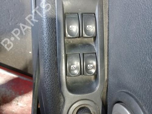 Used Left front window switch Left front window switch RENAULT MODUS / GRAND MODUS (F/JP0_) 1.5 dCi (FP0F, JP0F) (86 hp) 33460128 33460128