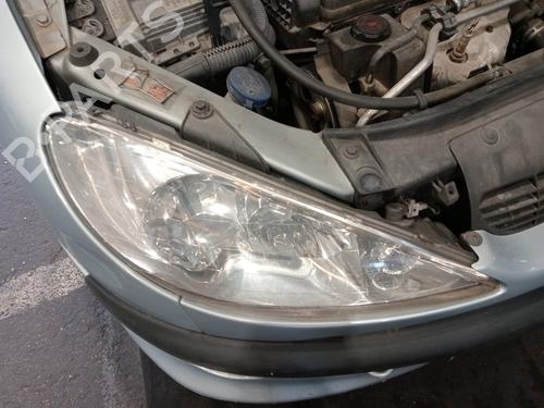 Used Right headlight Right headlight PEUGEOT 206 Hatchback (2A/C) 1.4 LPG (75 hp) 36497412 36497412