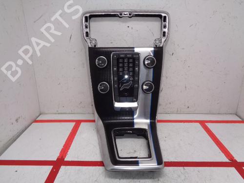 Used Climate control VOLVO V40 Hatchback (525) D2 (114 hp) 15936273