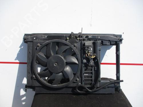 Frontplate/Frontkurv PEUGEOT 308 I (4A_, 4C_) 2.0 HDi (136 hp) 15926946