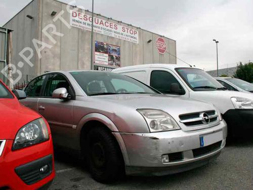 Faro Antiniebla delantero izquierdo OPEL VECTRA C (Z02) 2.2 DTI 16V (F69) | BP7342738C30 