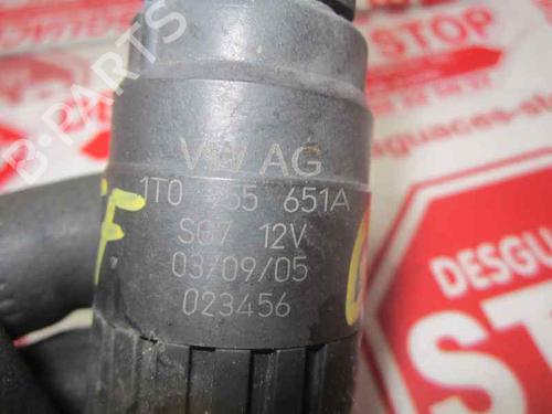 Washer pump VW GOLF PLUS V (5M1, 521) 2.0 TDI | BP15920452E24 